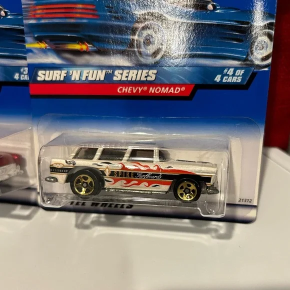 Hot Wheels Surf ‘N Fun Complete Series - Picture 6 of 8